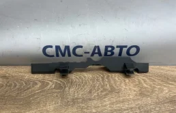 Накладка Audi A6 06E103935C C6 3.0 CAJ