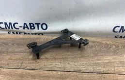 Кронштейн Volvo V40 Cross Country 31313621 V40 CROSS COUNTRY B5204T9