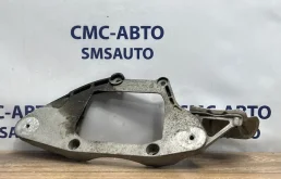 Кронштейн редуктора Audi A5 8K0599287J 8T 2.0T CDN