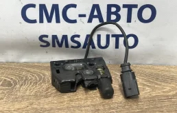 Замок капота с датчиком Audi A8 2017 4H0823509D D4 3.0 CRE