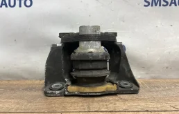 Опора ДВС Volvo S90 2017 31686885 C90 2.0 B4204T27, правая