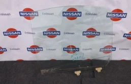 Стекло двери Nissan Almera 2000-2006 823019M700 N16 QG 15, заднее левое