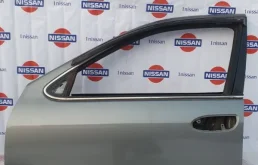 Дверь боковая Nissan Maxima 2000-2006 H01013Y5CA CA33 VQ20, передняя левая