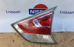 Фонарь задний внутренний Nissan X Trail 2014- г 265504CA1B T32 QR25DE, задний правый