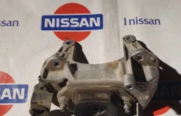 Кронштейн кузовной Nissan X Trail 2015 112544BB0A T32 MR20DD, передний