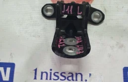 Петля двери Nissan Qashqai 2014 824214EA0A J11 HRA2, задняя левая