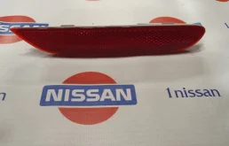 Катафот бампера Nissan 19.03.2023 26560JJ90A, задний правый