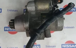 Стартер "Nissan 233008H300, передний