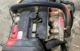 Двигатель Volvo S60 S80 XC70 XC90 B5254T2 B5254T2