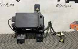 Радар адаптивного круиза Дистроник Volvo S60 S80 XC70 XC60 31678089