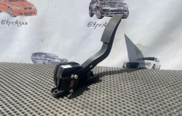 Педаль газа Hyundai Solaris 2013 351904A501 1 1.4