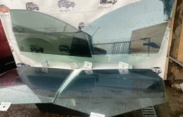 Стекло двери двойное Триплекс Volvo XC60 2010 30745623