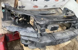 Телевизор Передняя панель Volvo S80 V70 XC70 2008 30791152