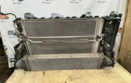 Кассета радиаторов в сборе VOLVO S60 S80 XC70 XC60 2011 31368361 2.5T 2.4D