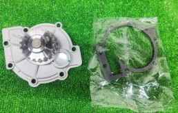 Помпа Volvo C30 S40 S60 V70 XC70 S80 XC90 2007 30751700