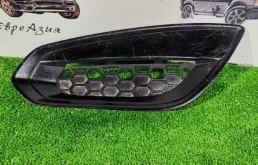 Решетка в бампер VOLVO S60 31294129, передняя левая