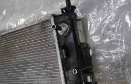Радиатор охлаждения ДВС для Hyundai Creta на фотографиях