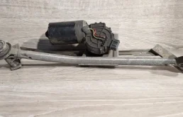 Трапеция дворников PEUGEOT 206 1998-2012 0390241360