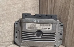 Блок управления двигателем RENAULT MEGANE 2002-2010 8200321263 2