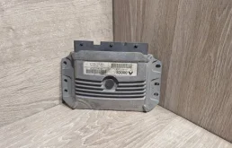 Блок управления двигателем RENAULT MEGANE 2002-2009 8200298463 2