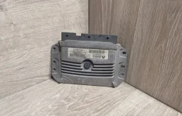 Блок управления двигателем RENAULT MEGANE 2002-2009 8200298463 2