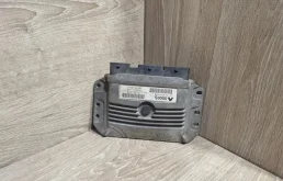 Блок управления двигателем RENAULT MEGANE 2002-2009 8200785132 2