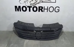 Решетка радиатора RENAULT LOGAN 2011-2014 8200752748 1