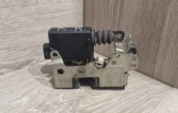 Замок двери RENAULT SANDERO 2009-2014 8200735248 1, задний правый