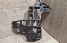 Кронштейн бампера RENAULT SANDERO 2009-2017 8200735455, задний правый