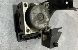 Блок ABS RENAULT SANDERO 2008-2014 476604621R 1