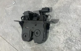 Замок багажника RENAULT DUSTER 2010-2020 905037230R 1