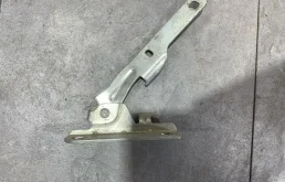 Петля капота RENAULT LOGAN 2004-2014 8200916804 1, левая