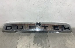 Накладка крышки багажника RENAULT DUSTER 2010-2015 848100075R 1