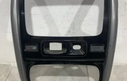 Рамка магнитолы RENAULT DUSTER 2010-2020 682607294R 1