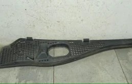 Жабо лобового RENAULT DUSTER 2013 8200294316 F4R B403, переднее правое