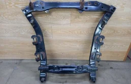 Подрамник ДВС RENAULT DUSTER 2013 544010119R F4R B403, передний