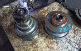 Вариатор для Nissan Serena 1999 года на фотографиях