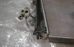 Радиатор охлаждения ДВС для Hyundai Creta на фотографиях