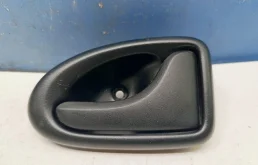 Ручка внутренняя Renault Logan 1 2007 7700830079, передняя правая