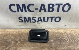 Кнопка багажника Audi A8 2012 3D0959831D D4 3.0 CGW