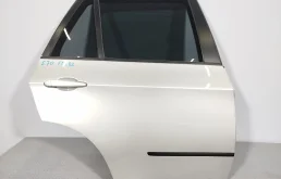 ДВЕРЬ BMW X5 41527261482 ЗАДНЯЯ ПРАВАЯ  серебро FA282