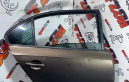 Дверь Volkswagen Jetta 5C6833056E MK6, задняя правая