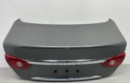 Крышка багажника Nissan Skyline V37