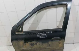 Дверь Renault Clio II рестайлинг (2001—2003)