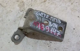 Петля двери Hyundai Getz I рестайлинг (2005—2011)