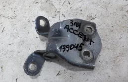 Петля двери Hyundai Accent II (1999—2012)