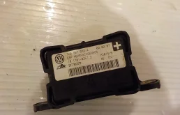 Датчик ускорения Volkswagen Touareg I рестайлинг (2006—2010)