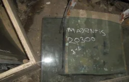 стекло Kia Magentis I рестайлинг (2003—2006)
