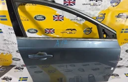 Дверь передняя правая Volvo V40 / V40CC V40 II (2012—2016)