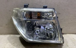 Фара правая ксенон Nissan Pathfinder R512009
